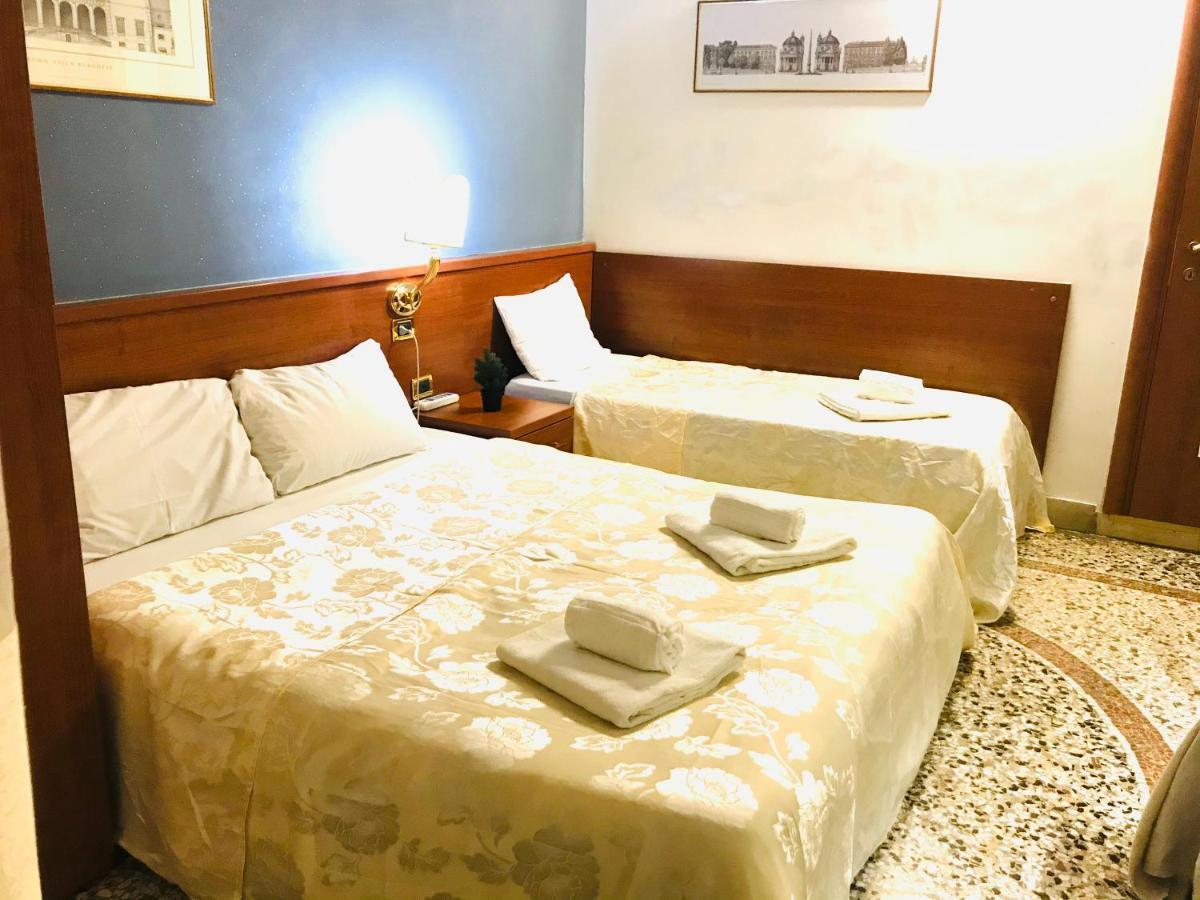 Holiday Rome Termini 호텔 외부 사진